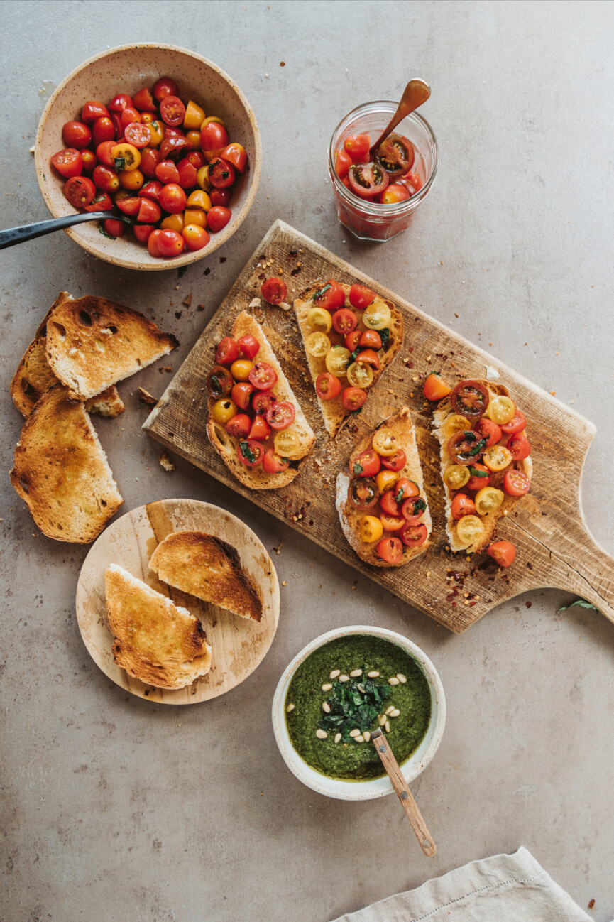 Easy tomato bruschetta