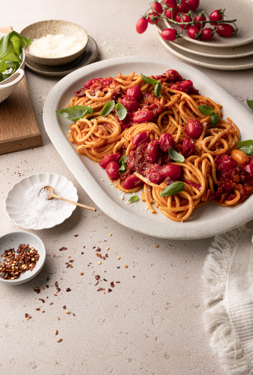 summer tomato pasta